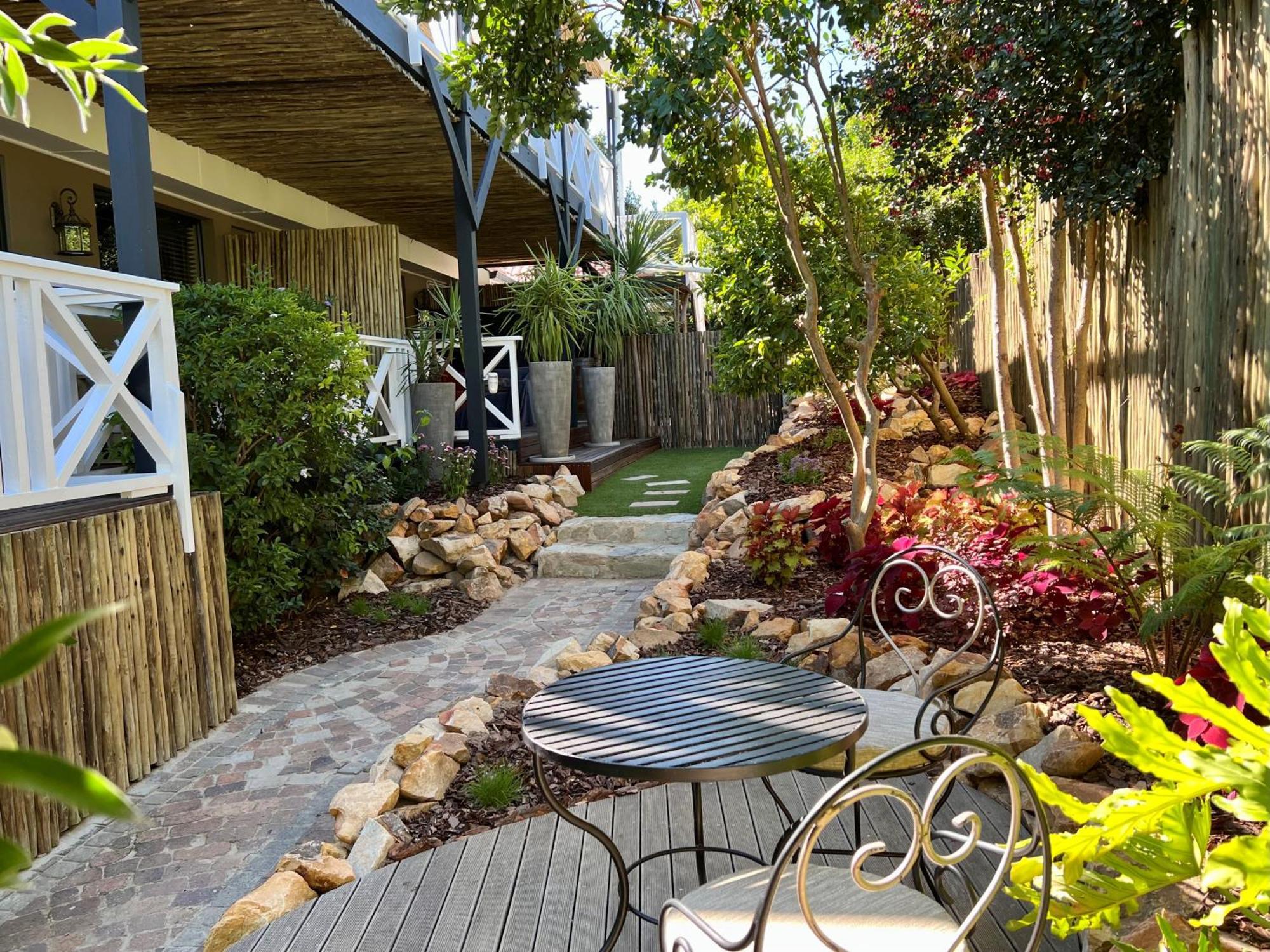 Yebo Boutique Guesthouse Somerset West Exterior photo